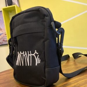 BAG CHRONIC - PRETO, LOGO BRANCA